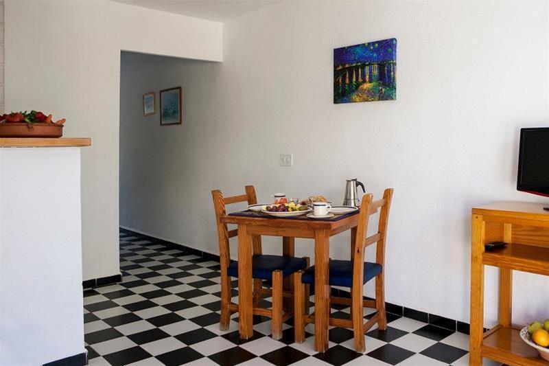 Apartamentos Es Pujols - Emar Hotels Zewnętrze zdjęcie